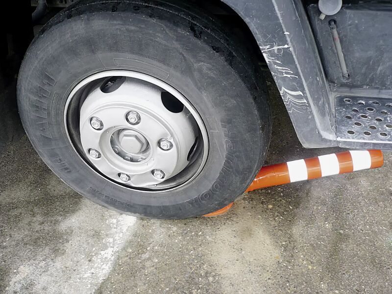 Leitpfosten AGIL rot, Höhe: 750 mm