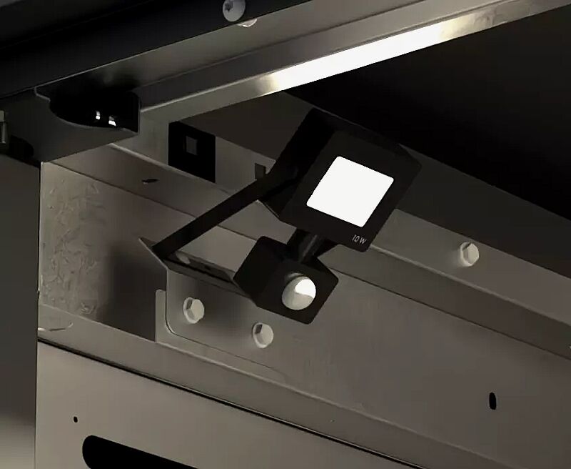 LED-Innenbeleuchtung (je Fach)