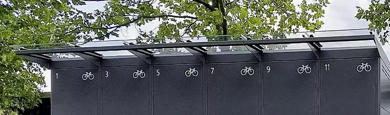 Vordach für doppelstöckige Fahrradgarage für Dachbreite 5704 mm