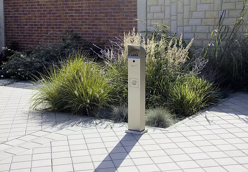 Abfallbehälter WINDSOR aus Edelstahl