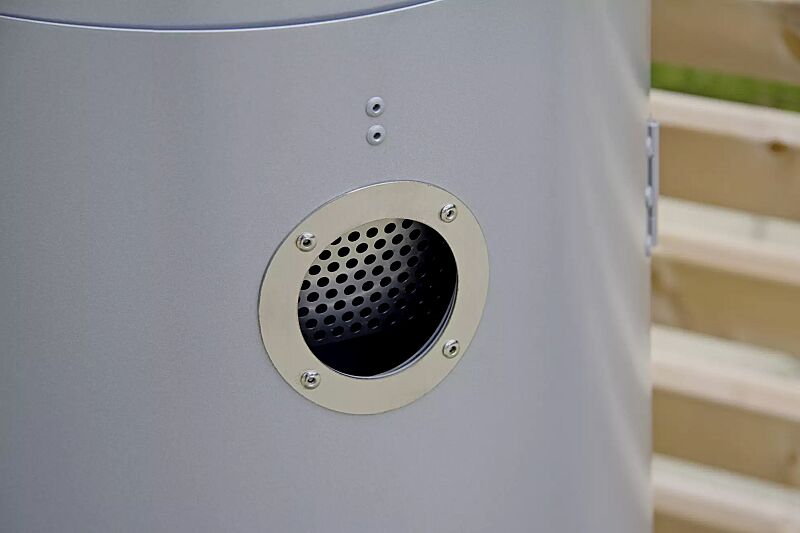 Detail: Ascher außen