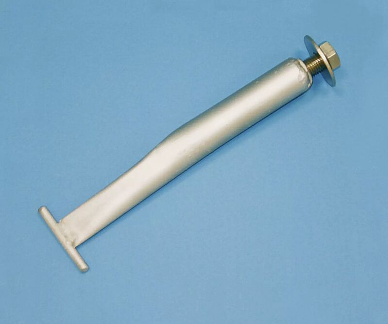 Zubehör: Bodenverankerung für Hartplätze