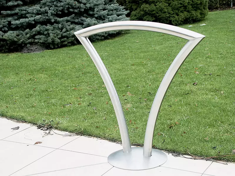 Anlehnbügel CANBERRA mit Bodenabdeckplatte