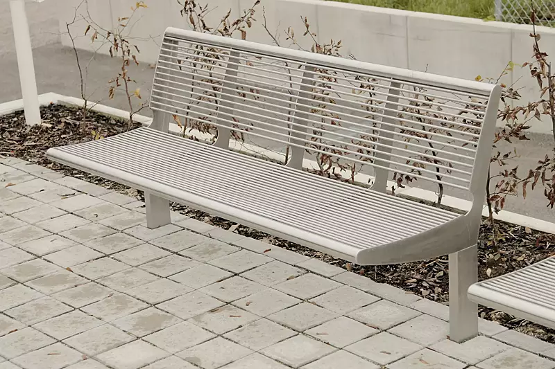 Sitzbank CARPI mit Rückenlehne, Breite 1800 mm