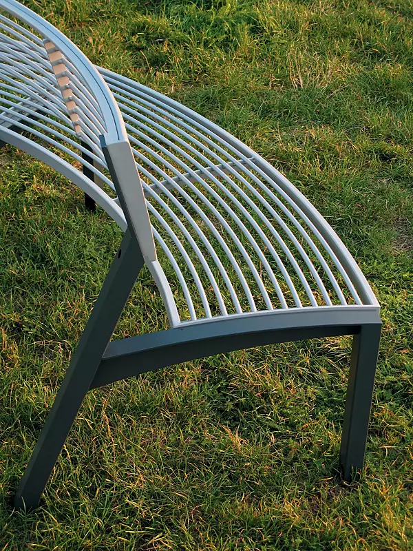 117.258/sitzbank-vera-mit-rueckenlehne-gebogen---90__shoKAT0052004