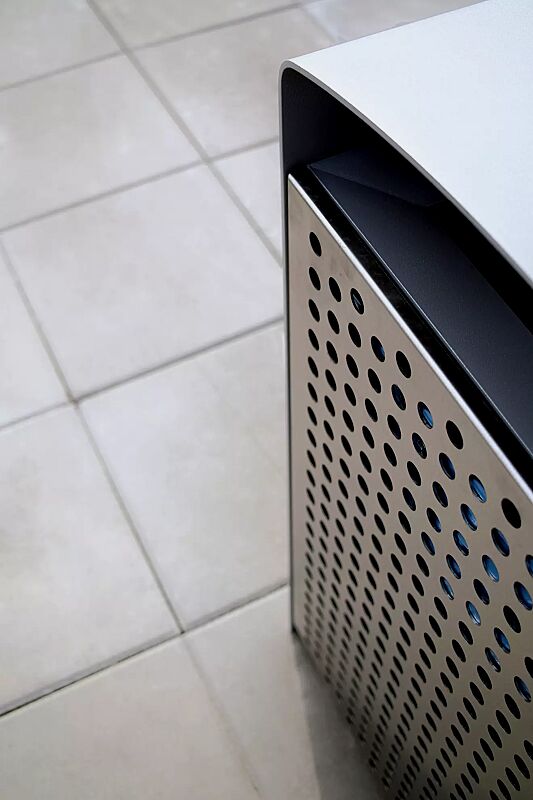 Detail: perforiertes Stahlblech