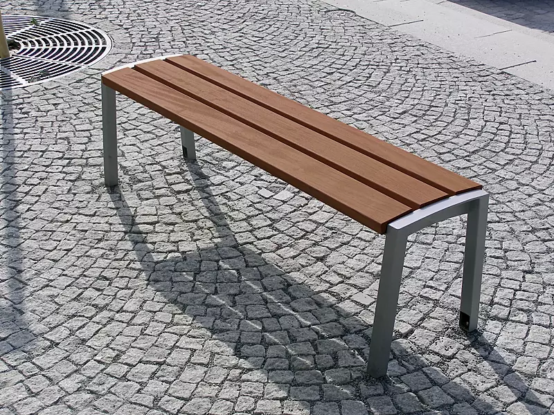 Sitzbank VERA ohne Rückenlehne, mit Jatobaholzbelattung, Stahlteile in DB 703 eisenglimmer