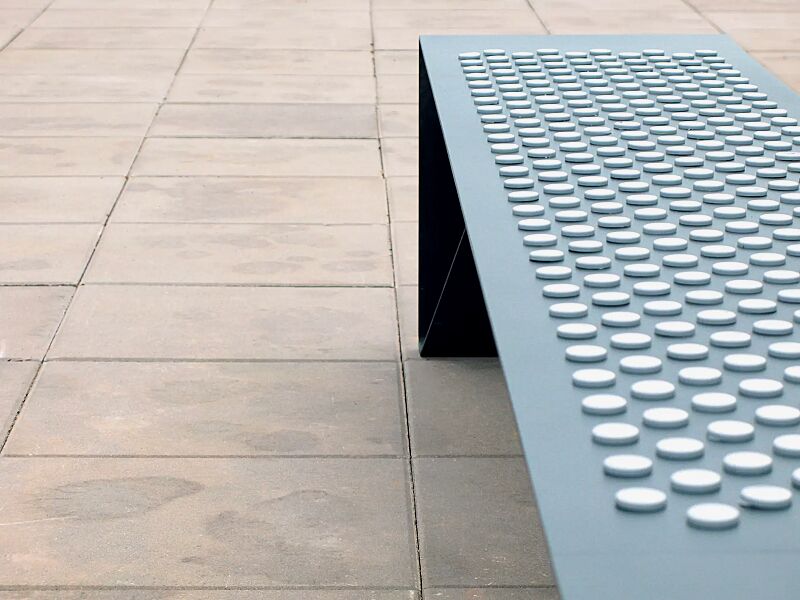 Detail: Sitzfläche, mit Kunststoffnoppen