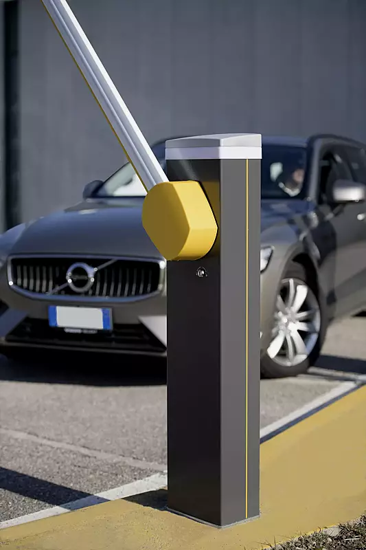 Kompakte Schrankenanlage MONNES für hohe Frequentierung