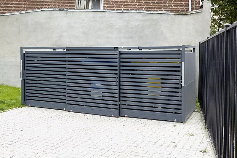 Müllbehälter-Dreifachschrank STYLEOUT® LINIS 1100, Stahlkonstruktion, Tür, Rück- und Seitenwände in RAL 7016 anthrazitgrau, Dach in Aluminium eloxiert