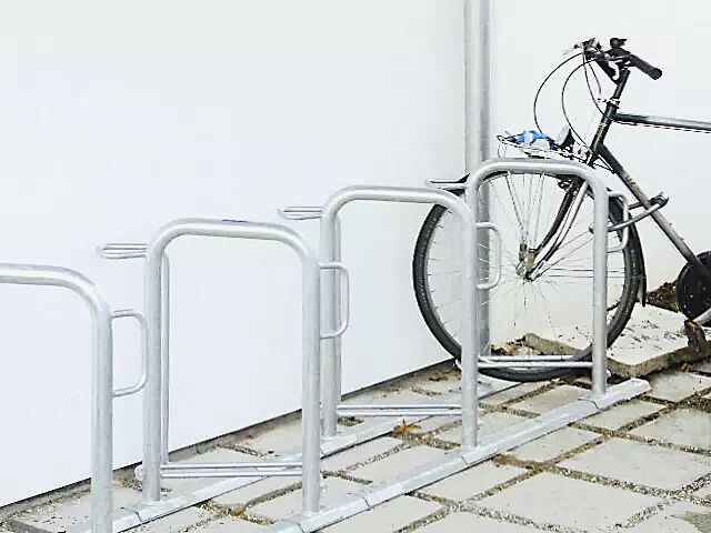 200.227/fahrradparker-missouri-light-einseitig-45-feuerverzinkt__shoKAT0042718
