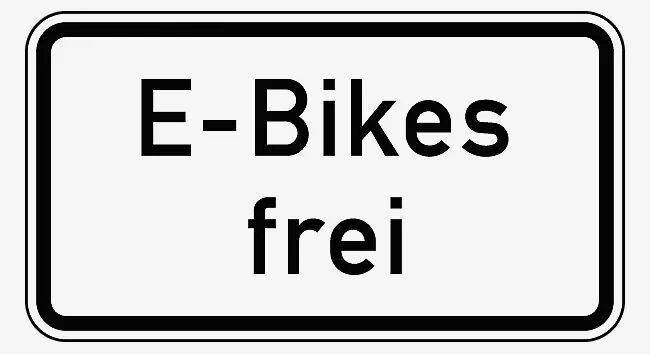 Verkehrszeichen: E-Bikes frei