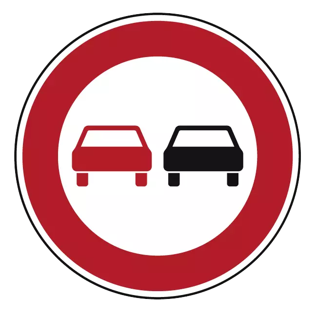 Verkehrszeichen: Überholverbot für Kraftfahrzeuge aller Art
