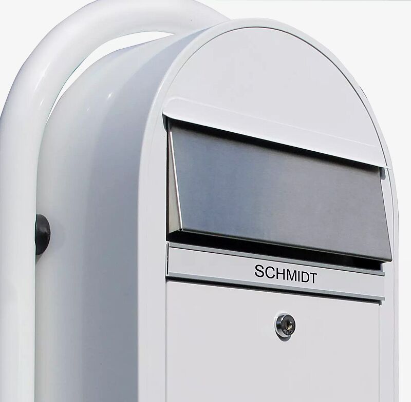 Namensschild aus Alu-Profil mit Kunststoff-Schild inkl. Gravur (max. 34 Zeichen)