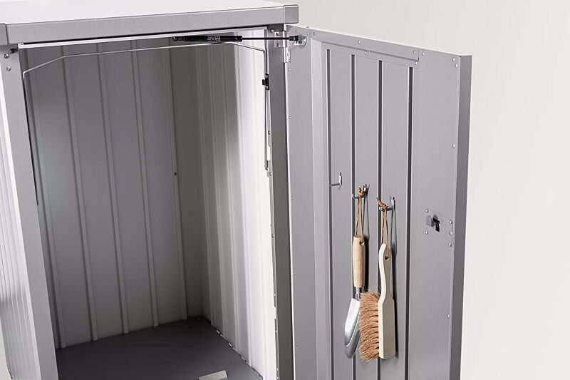 Detail: 3 Stück Aufhängehaken an der Türinnenseite