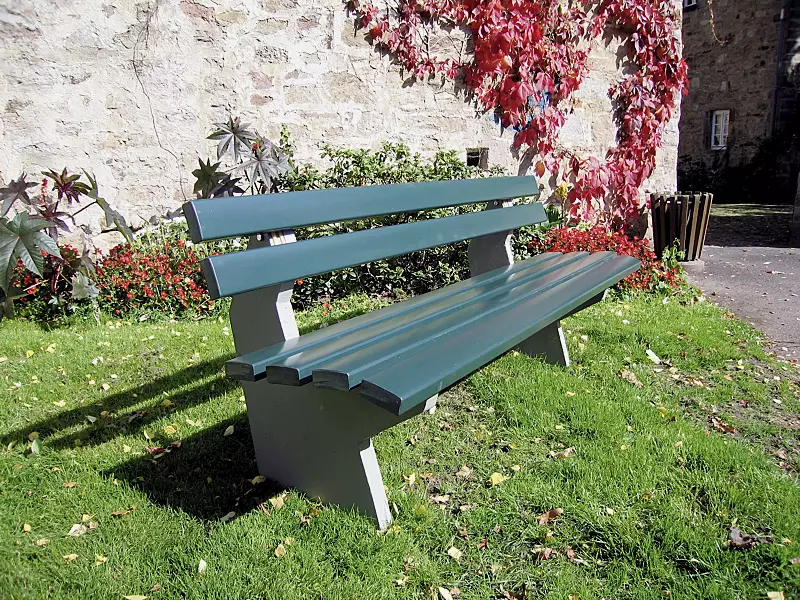 Sitzbank SICILIA mit Rückenlehne, Recycling-Kunststofflatten in grün ähnlich RAL 6005