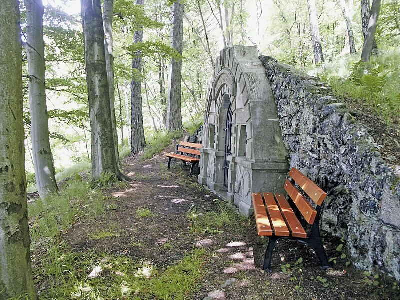 Sitzbank ROMA mit Rückenlehne, mit Fichtenholzbelattung