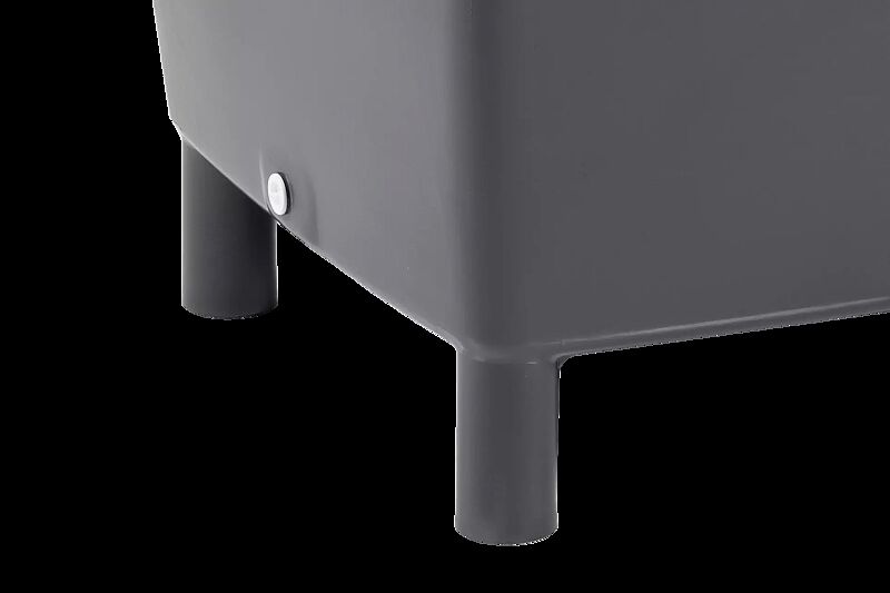 Auslauföffnung mit Stopfen