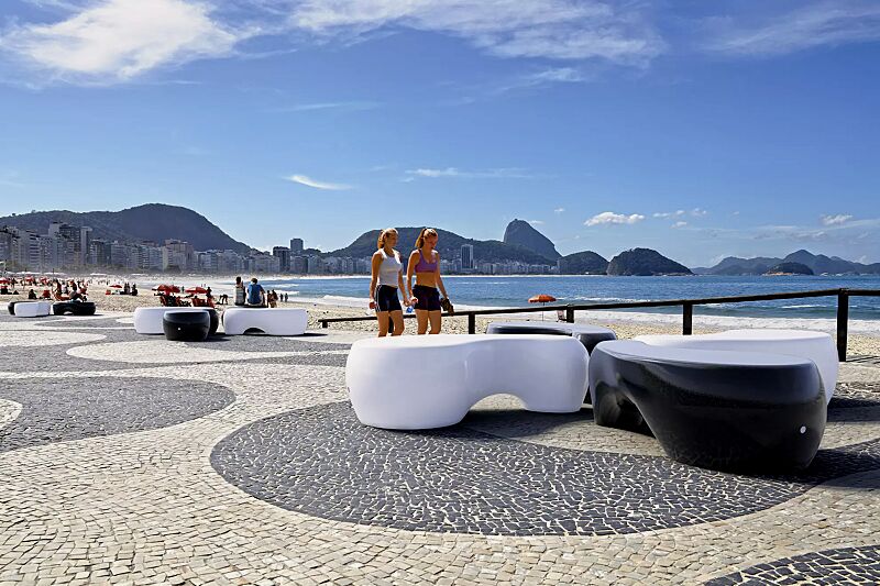 Sitzelement FUNNY aus Beton, polyurethanbeschichtet