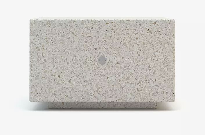 Sitzbank MONO KUBB aus rekonstituiertem Marmor, Sitzfläche geschliffen, in weiß carrara