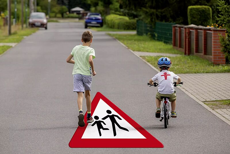 Thermoplastische Markierung ACHTUNG KINDER