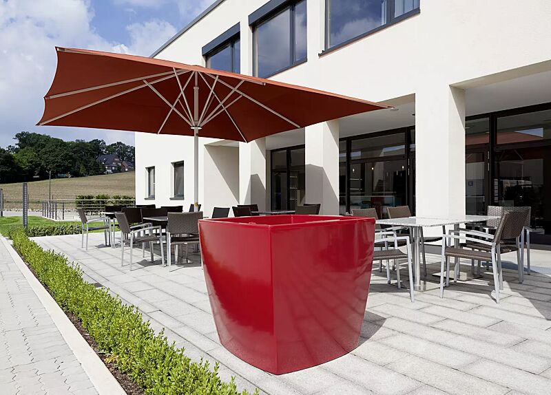 Pflanzbehälter DELHI in rubinrot ähnlich RAL 3003