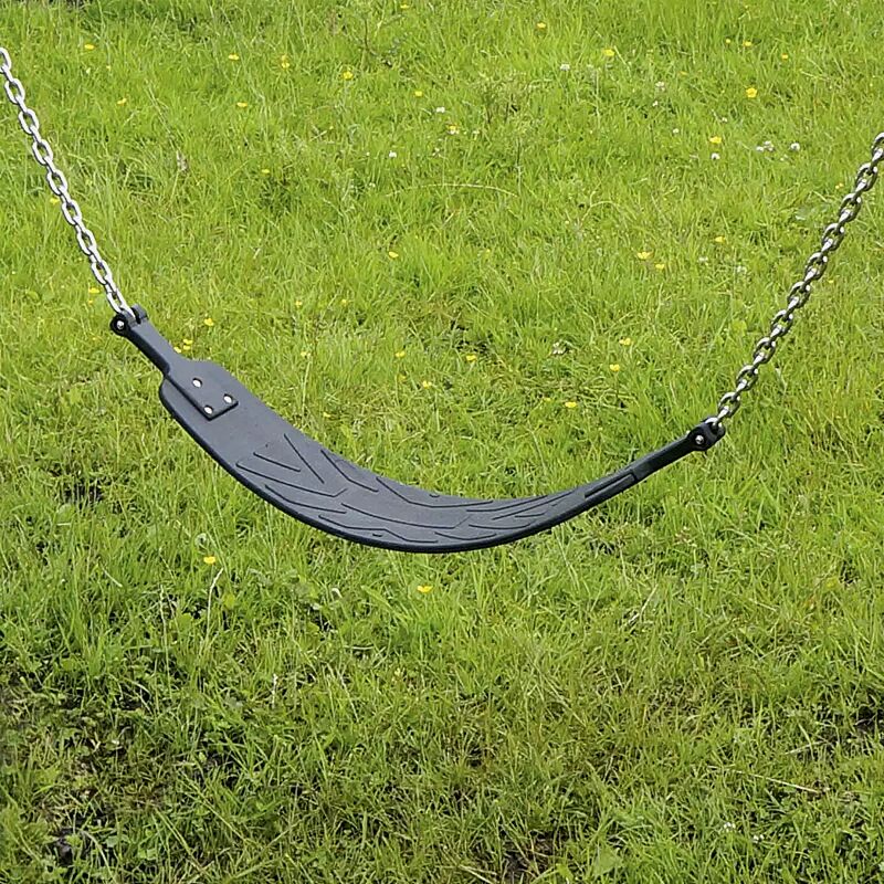 Detail: flexibler Schaukelsitz aus Gummi