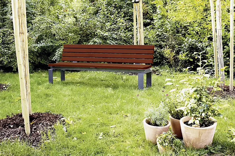 Sitzbank MAGIC mit durchgehender Rückenlehne, Stahlteile in DB 703 eisenglimmer