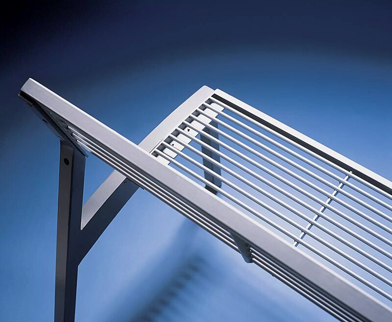 Sitzbank VERA mit Rückenlehne, mit Edelstahl-Rundstahlauflage, Stahlteile in DB 703 eisenglimmer