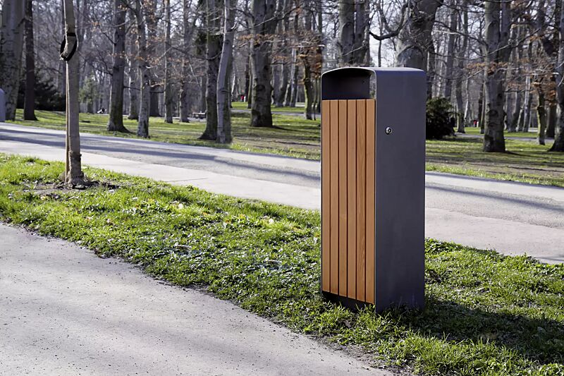 Abfallbehälter PRAX, Korpus: Jatobaholzbelattung, Stahlteile in RAL 7016 anthrazitgrau