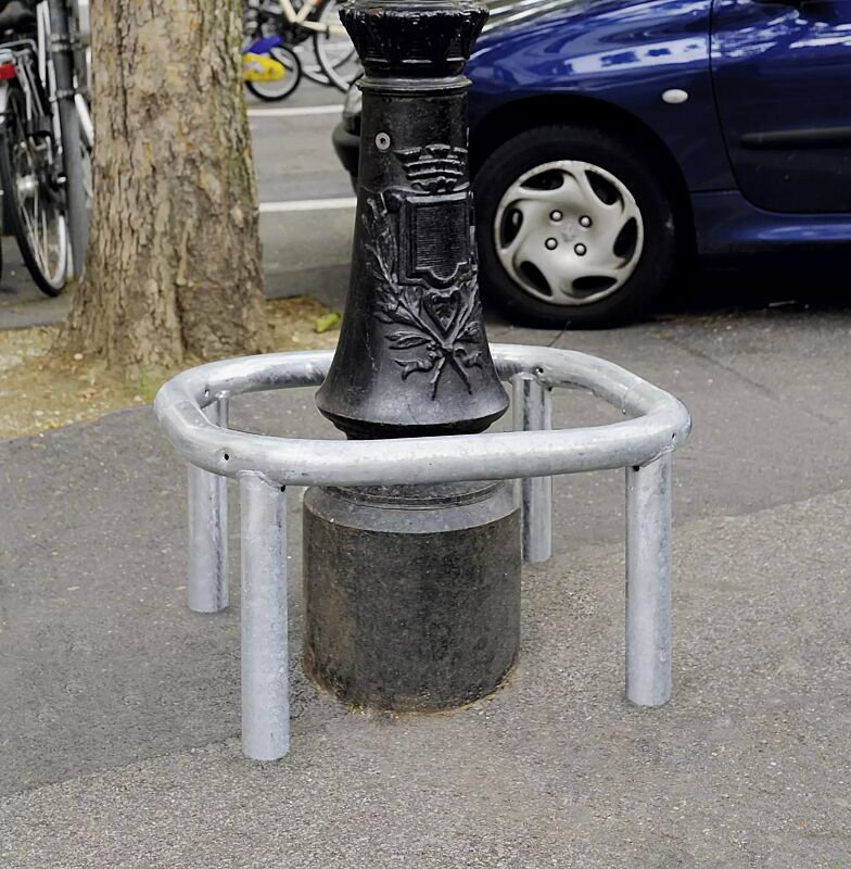 Schutzbügel STICK, Gesamtbreite x -tiefe: 700 x 700 mm, feuerverzinkt