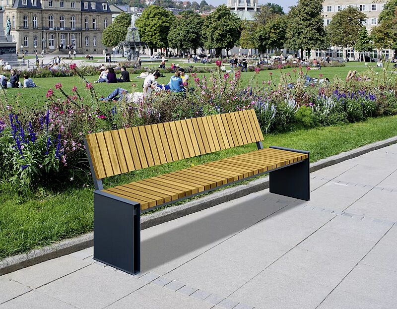 Sitzbank TERNI mit Sapeliholzbelattung, mit Rückenlehne, Stahlteile in RAL 7016 anthrazitgrau
