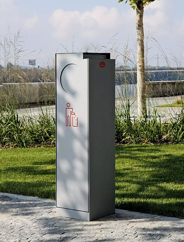 Abfallbehälter CRYSTAL mit Ascher, 32 Liter, mit Einwurfklappe, in RAL 9007 graualuminium, Siebdruck in RAL 3020 verkehrsrot