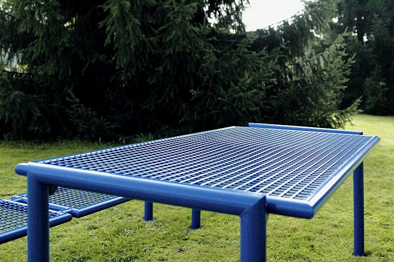 Detail: Tisch SEVERO in RAL 5017 verkehrsblau
