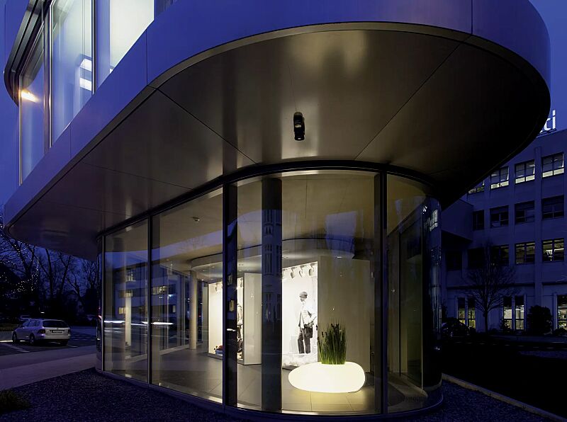 Pflanzbehälter MALUR-LIGHT, Höhe 500 mm, transluzent beleuchtet