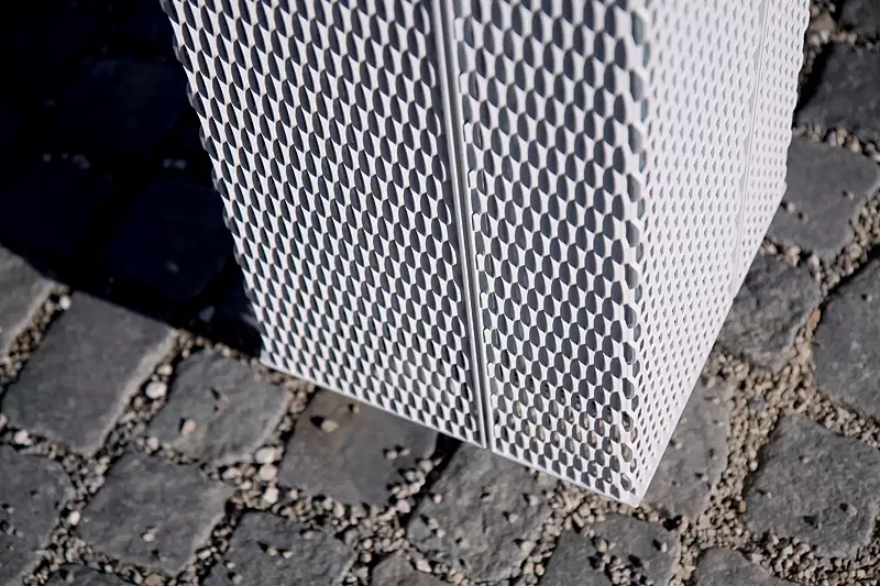 Detail: Streckmetall