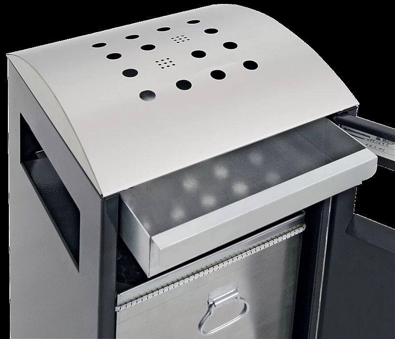 Detail: Kopfelement aus Edelstahl mit Ascherlade