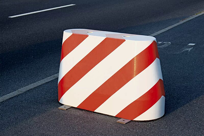 Radabweiser BAZAS in rot-weiß