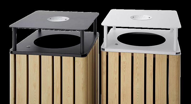 Abfallbehälter MANTUA mit Schutzdach, Aluminium in natürlichem Eschenholzoptik-Effekt, Stahlteile in eisenglimmergrau sowie in RAL 9003 signalweiß