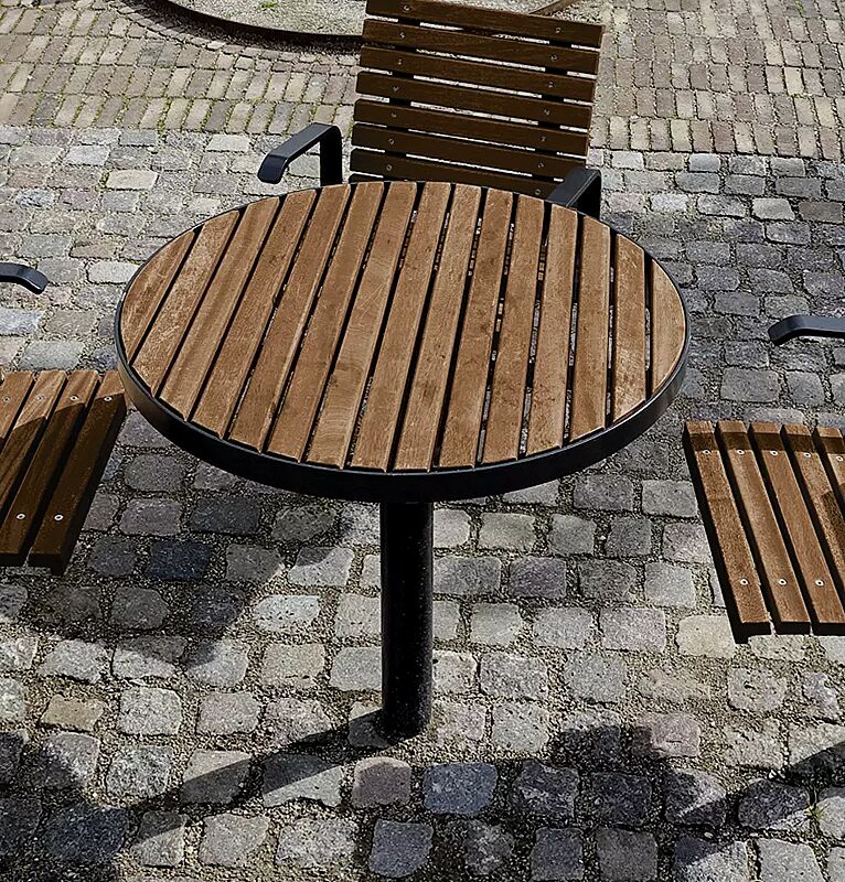 Tisch FJORDPARK, Tischfläche Ø 760 mm, Stahlteile in RAL 9005 tiefschwarz