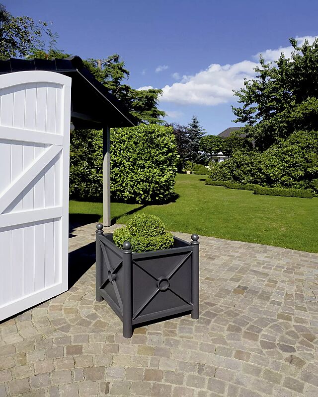 Pflanzbehälter HILSA mit Kugelkopf und Diagonalstreben