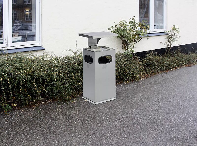 Abfallbehälter CASTLE mit Ascher, 38 Liter, aus Edelstahl