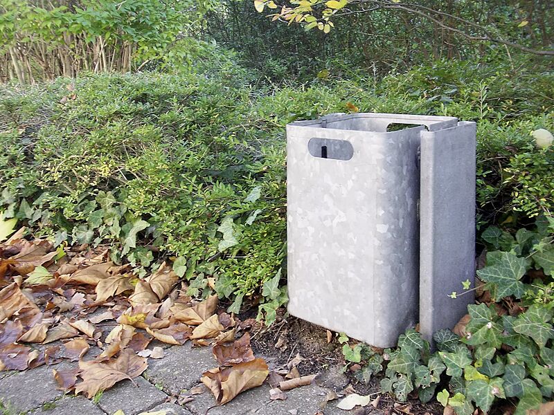 Abfallbehälter CORNER, zum Einbetonieren, feuerverzinkt