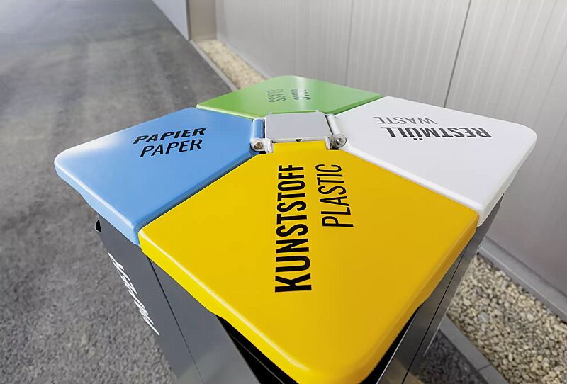 abfallbehaelter-gecko__shoKAT0076808 Detail: Einwurföffnung