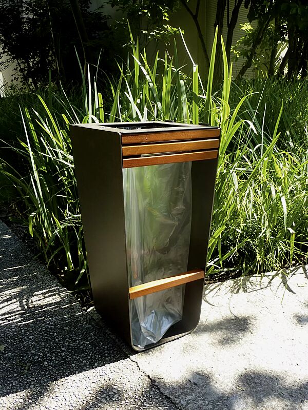 Abfallbehälter KARMA mit Abfallsackhalterung, Stahlteile in DB 703 eisenglimmer