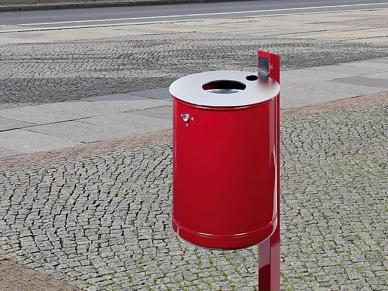 abfallbehaelter-koeln__shoKAT0038389 Abfallbehälter KÖLN mit Ascher, Vollblech, zum Einbetonieren, in RAL 3002 karminrot, Deckel aus Edelstahl