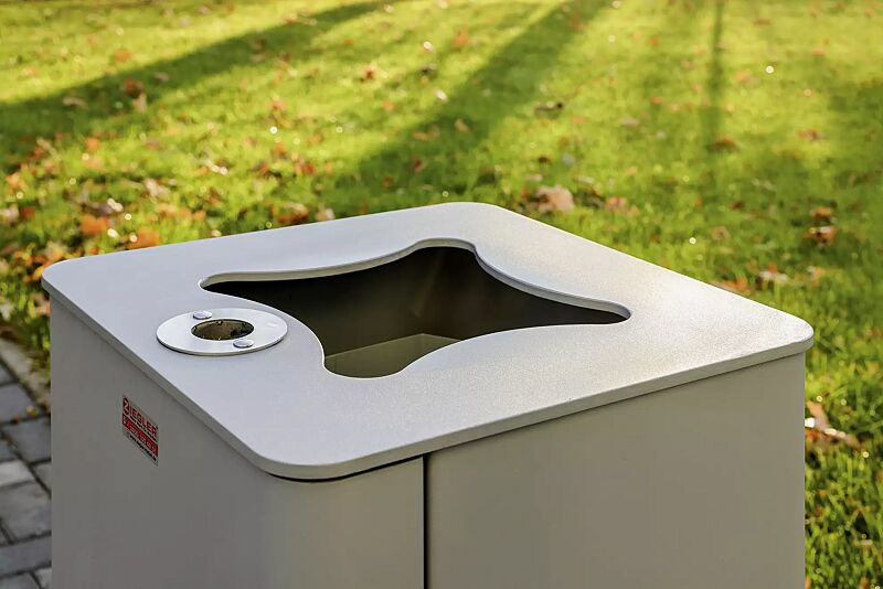 Abfallbehälter LACES mit Ascher, in RAL 7046 telegrau