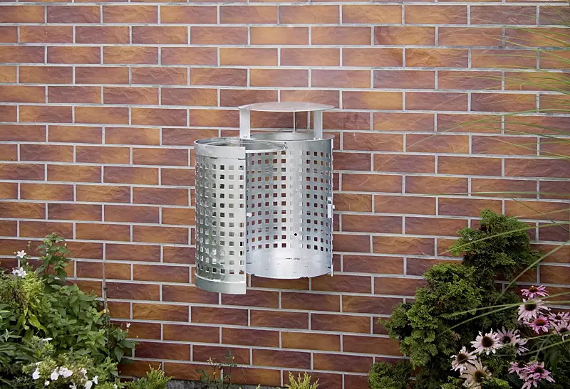 Abfallbehälter NIGEL, feuerverzinkt, Wandbefestigung