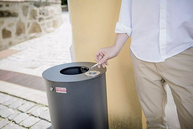 abfallbehaelter-noranda__shoKAT0057969 Detail: Ascher