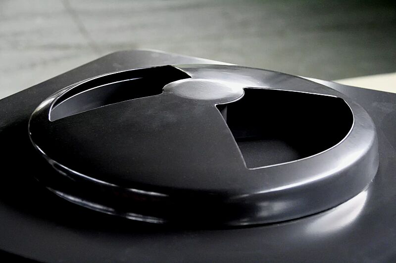 abfallbehaelter-square__shoKAT0036869 Detail: Ascher